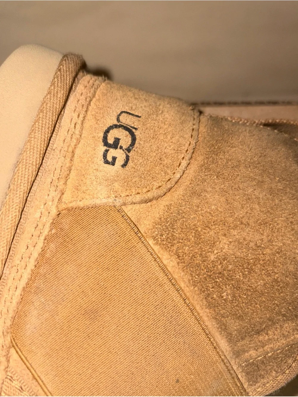 UGG Neumel II Graphic Chestnut Suede Boots Big Kids Size 1 1110703K Used, Fair
